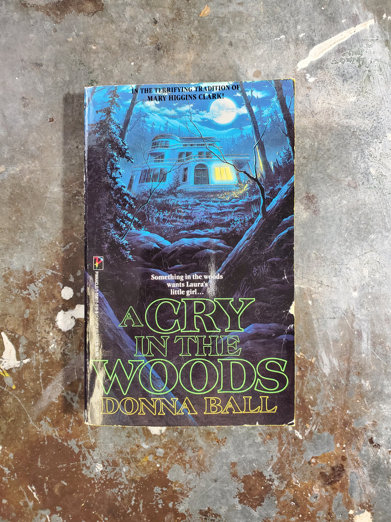 A Cry In The Woods - Donna Ball