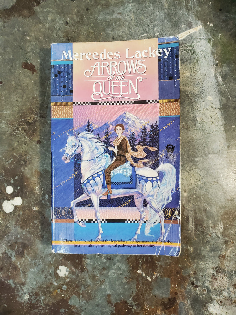 Arrows Of The Queen - Mercedes Lackey