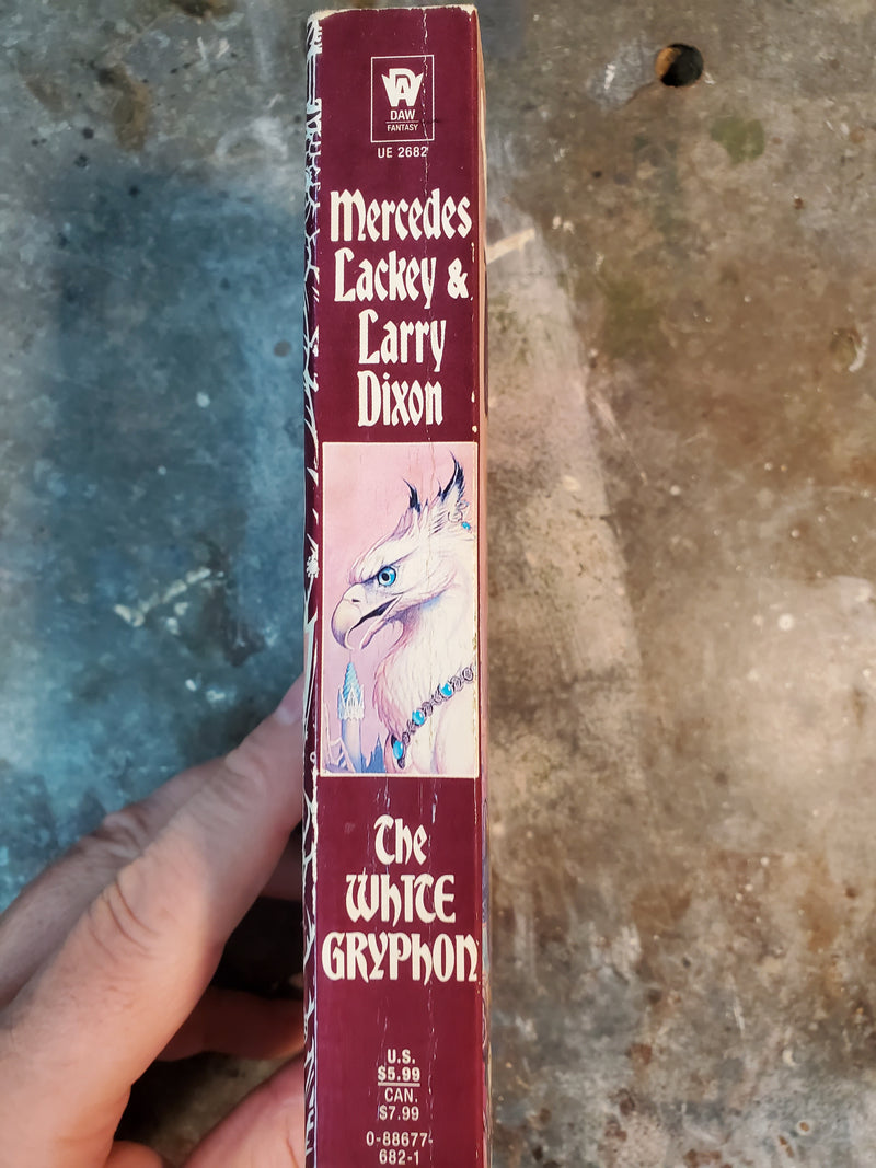 The White Gryphon: The Mage Wars Book II - Mercedes Lackey & Larry Dixon