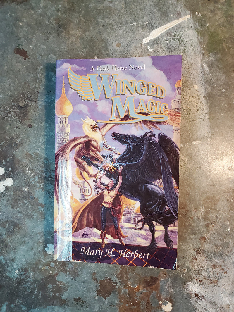 Dark Horse: Winged Magic - Mary H. Herbert