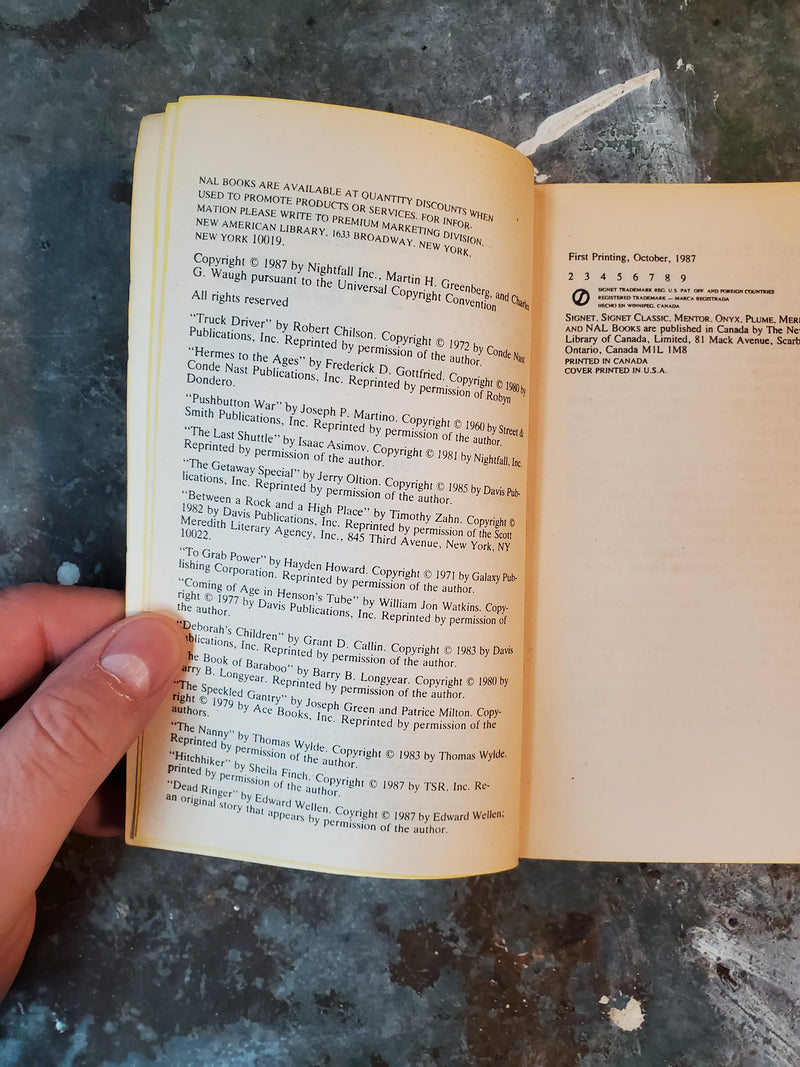 Isaac Asimov's Wonderful Worlds Of Science Fiction 7: Space Shuttles - Isaac Asimov, Martin H. Greenberg & Charles G. Waugh (editors)