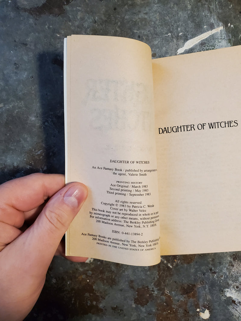 Daughter Of Witches - Patricia C. Wrede